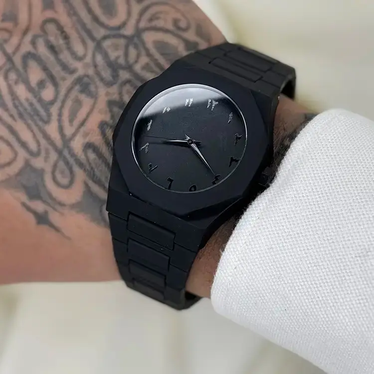 ساعت فول بلک