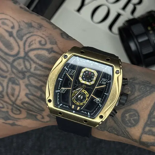 ساعت اکستری مربعی Extri