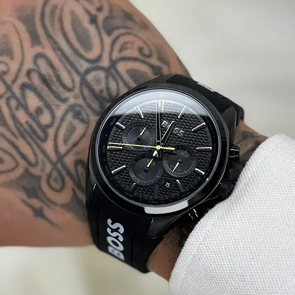 ساعت مچی بُس