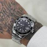 ساعت لوئیس فریرا