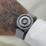 ساعت دنیل گورمن