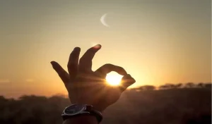 جهت یابی با ساعت مچی