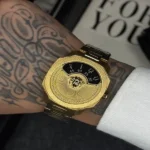 ساعت ورساچه طلایی مردانه کنتوری Versace MGSG303