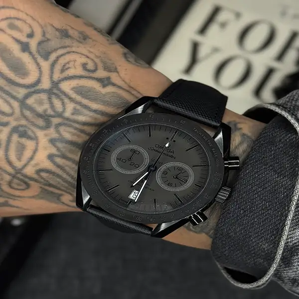 ساعت امگا اسپیدمستر نیمه تاریک ماه omega speedmaster dark side of the moon