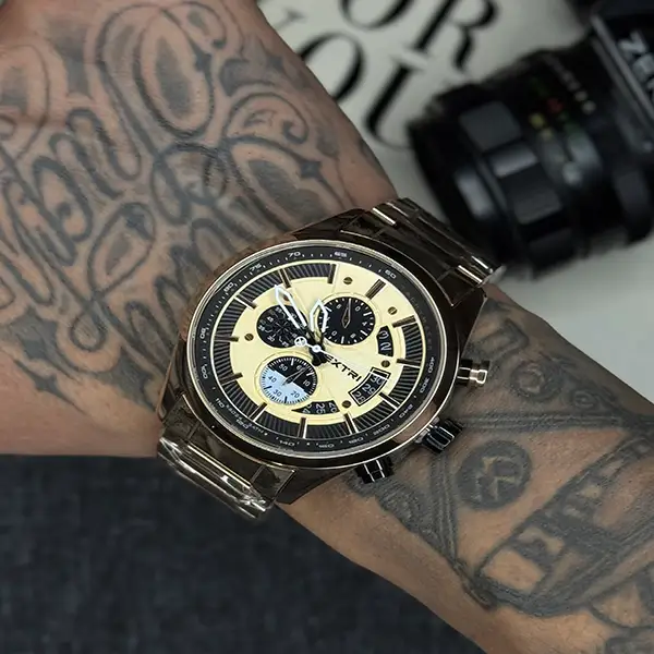 ساعت اکستری طلایی Extri