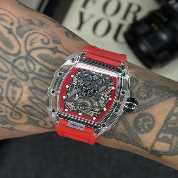 ساعت توبلار طرح ریچارد Tubular