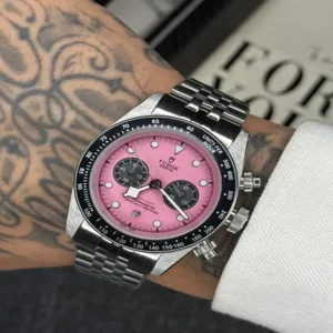 ساعت تودور بلک بی کرنو Tudor Black Bay