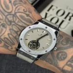 ساعت هابلوت اوپن هارت کلاسیک Hublot