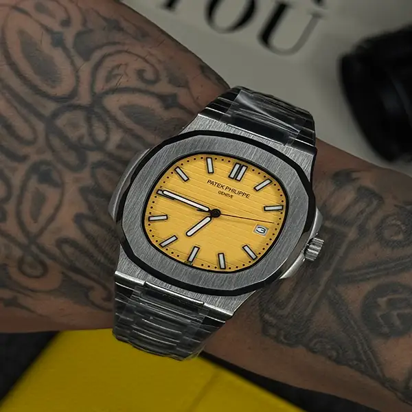 ساعت پتک فیلیپ ناتیلوس Patek Philippe Nautilus