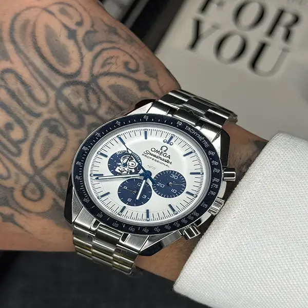 ساعت امگا اسپیدمستر اسنوپی omega speedmaster snoopy