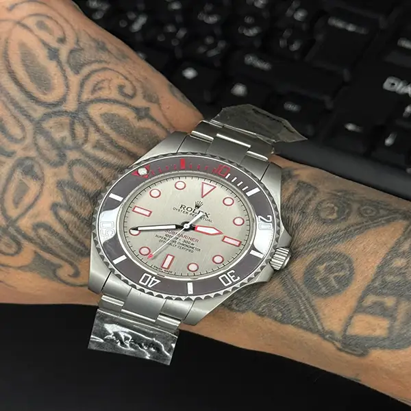 ساعت رولکس سابمارینر Rolex Submariner Glacial