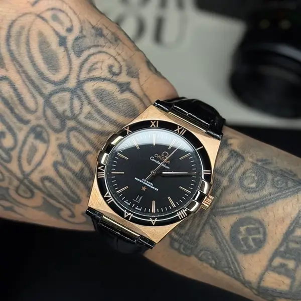 ساعت امگا کانسلیشن بند چرمی مشکی Omega Constelation